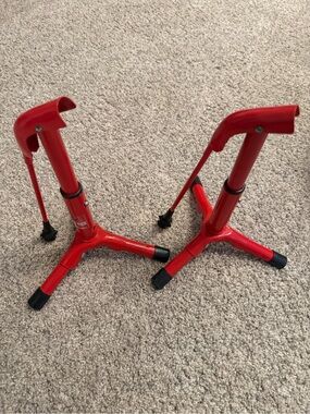 Pro kick stand Wilson football